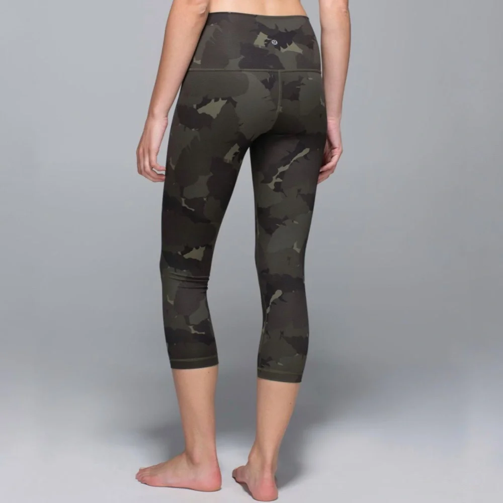 Lululemon green camo palm party high low roll waist wunder under crop leggings - Picture 8 of 12